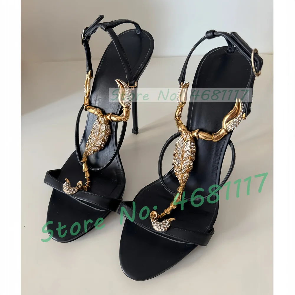 Schwarze Ledersandalen mit gol – Crossfit Lady Bewertung und Preis